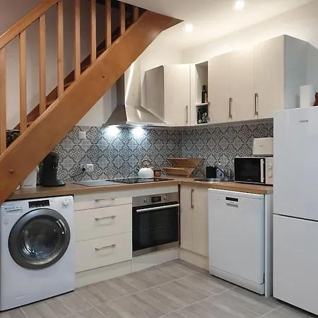 Charming & Practical Near Paris * Gentilly