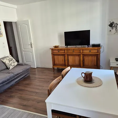 Charming & Practical Near Paris *