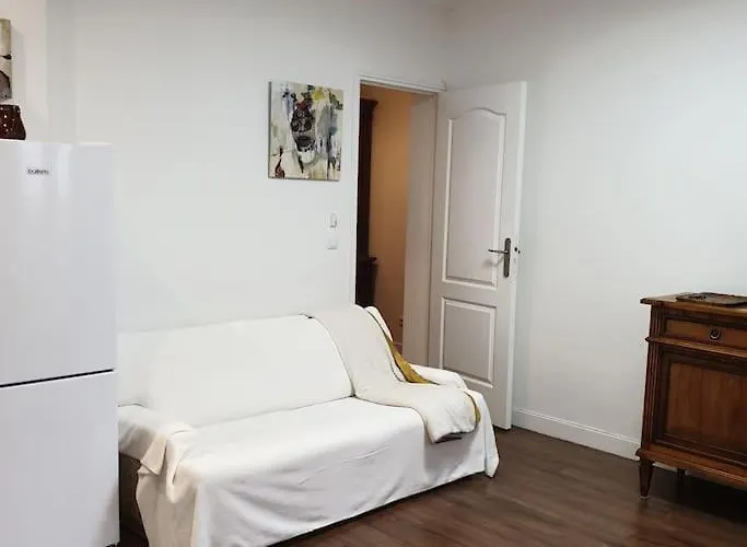 Charming & Practical Near Paris Appartement *