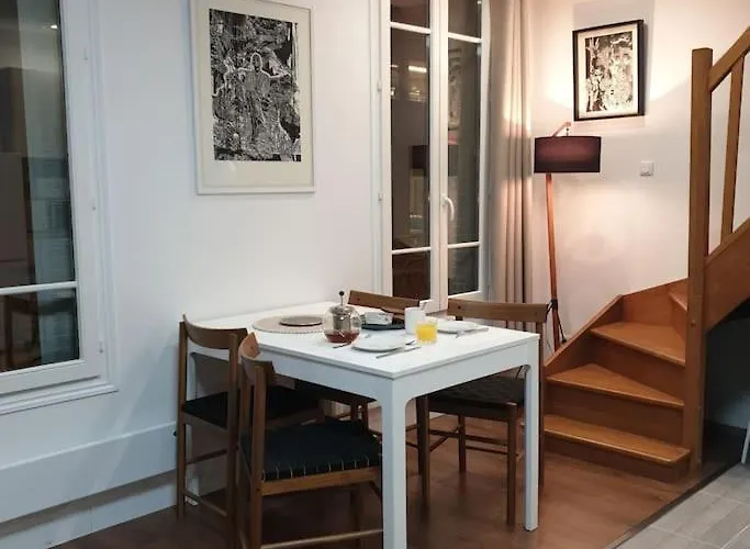 Charming & Practical Near Paris Appartement Gentilly